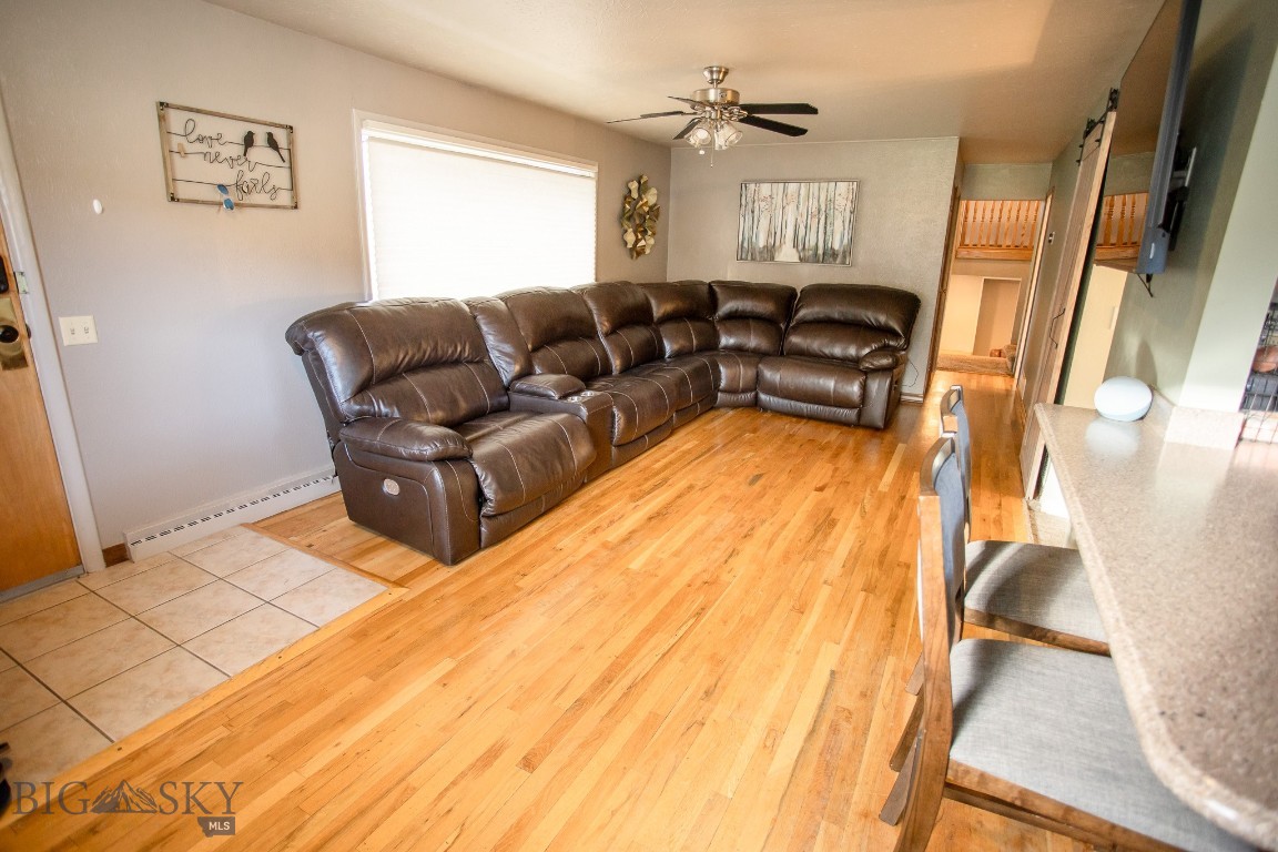 2925 Bayard
