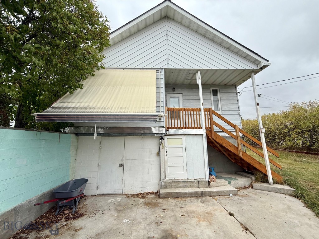 1106 W Porphyry Street