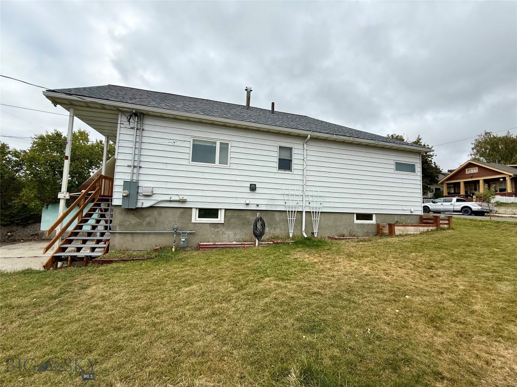 1106 W Porphyry Street