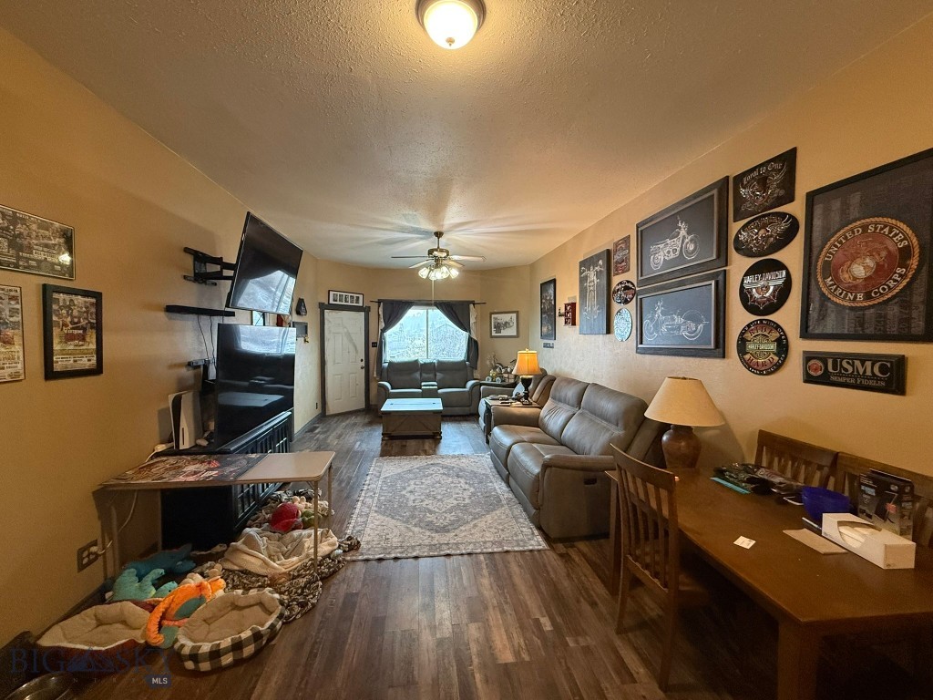 554 N Franklin