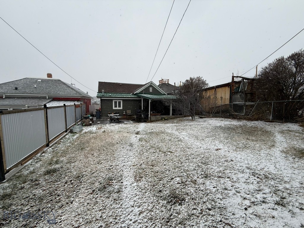 554 N Franklin
