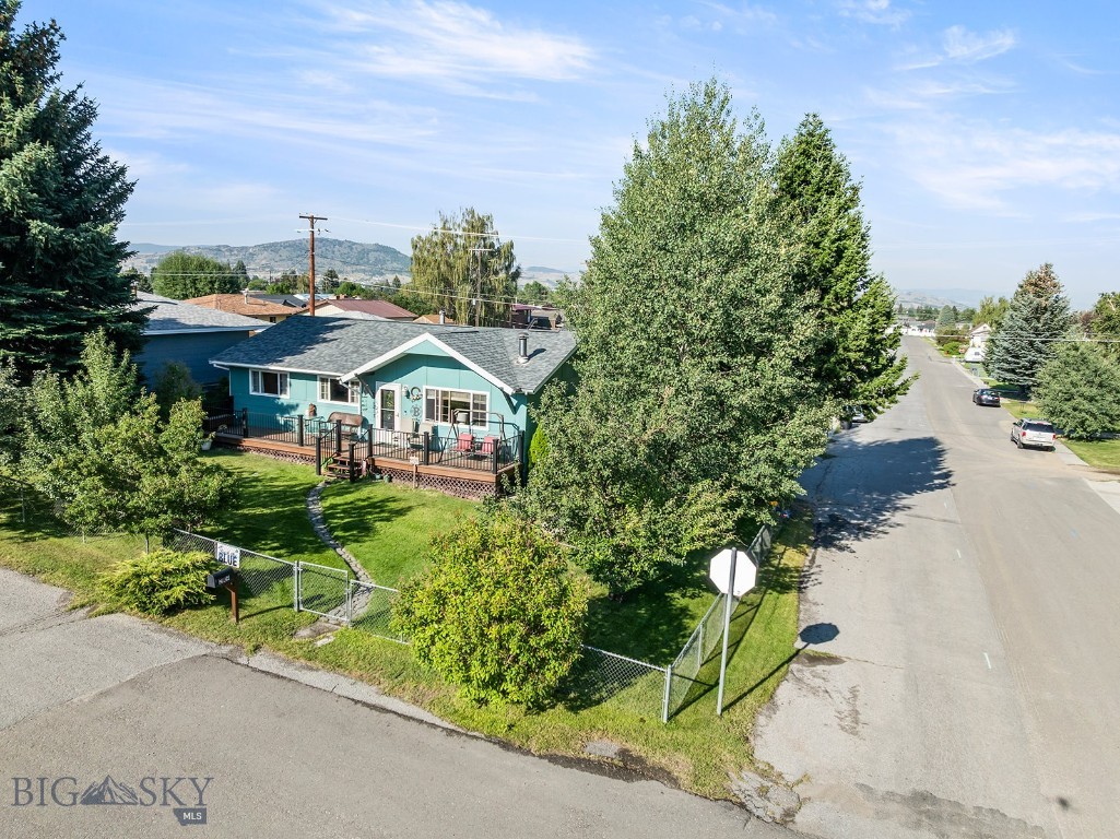 2009 Hancock Avenue