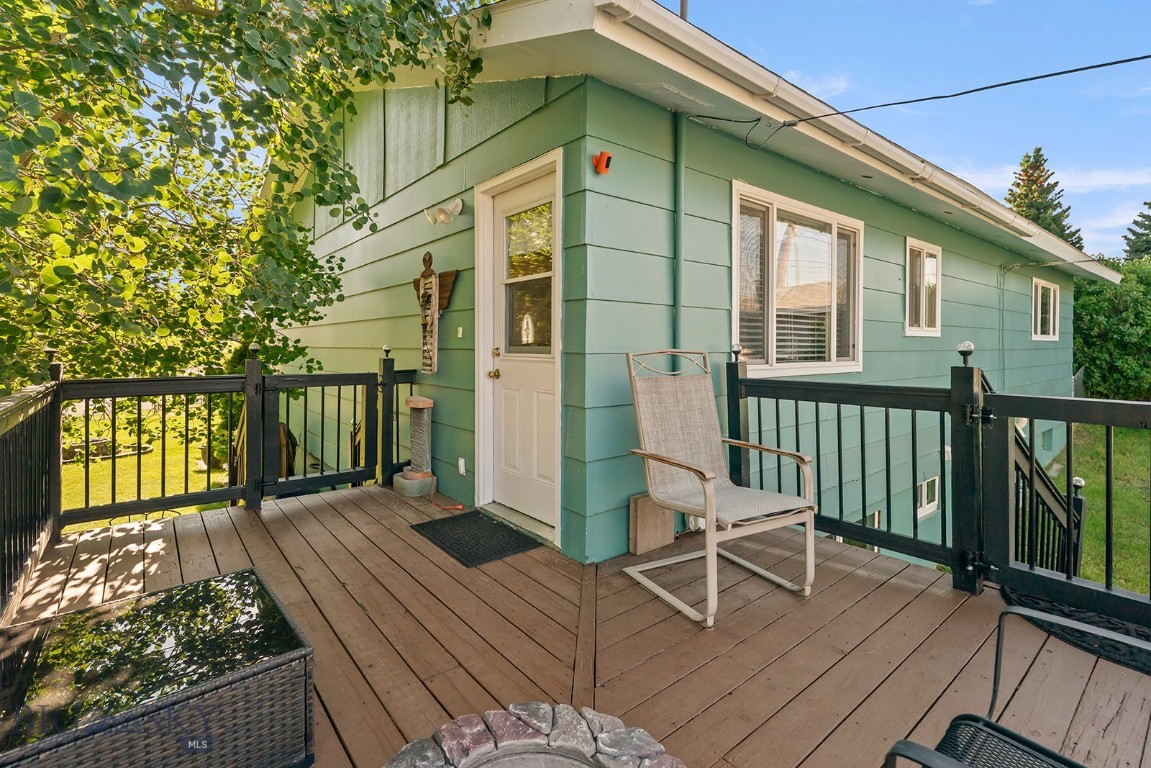 2009 Hancock Avenue