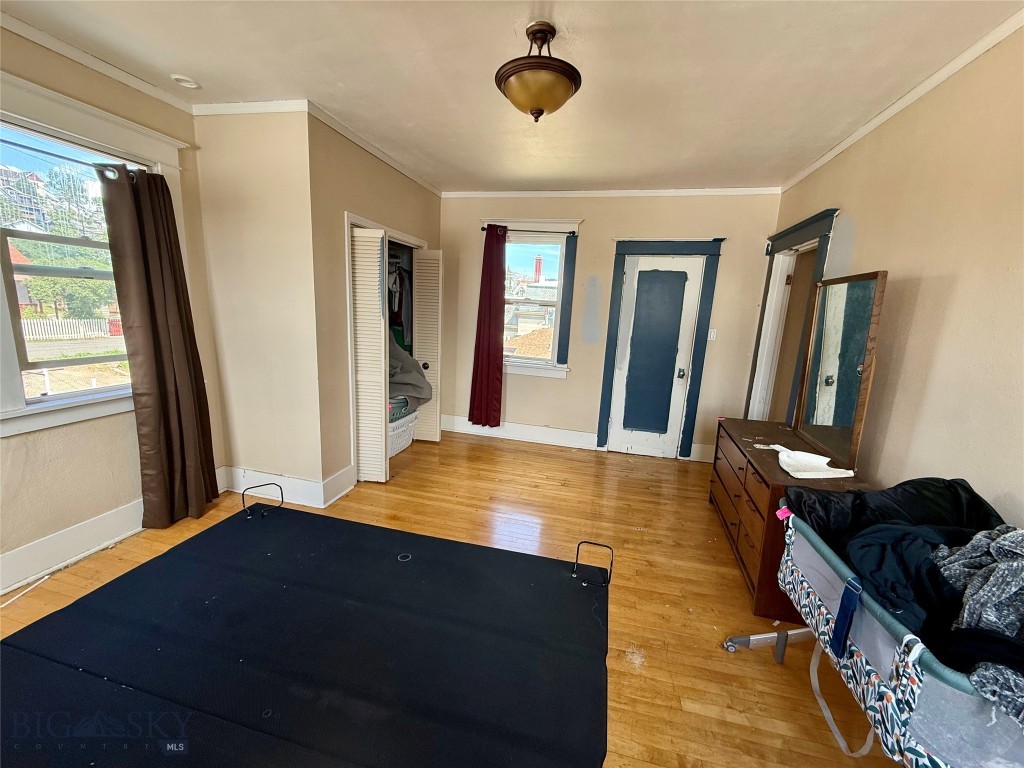 309 W Granite Street