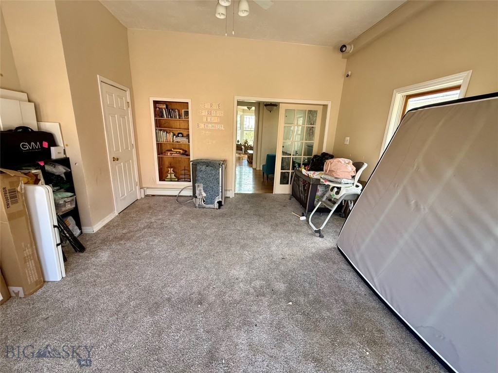 309 W Granite Street