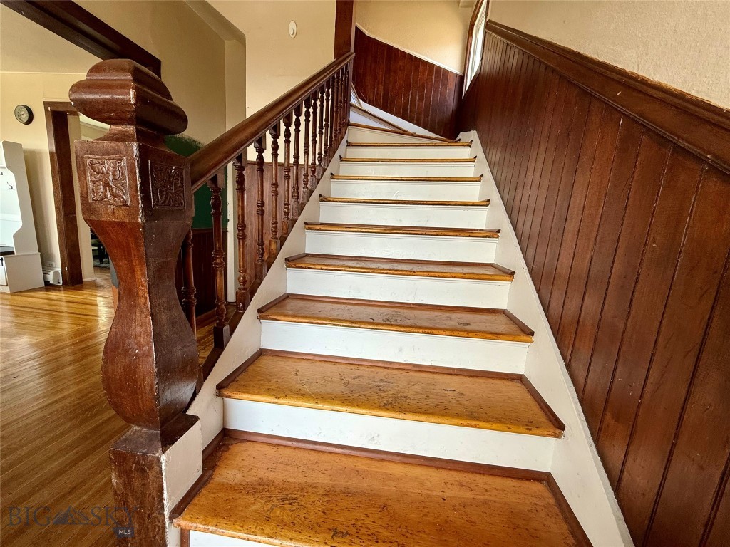 309 W Granite Street