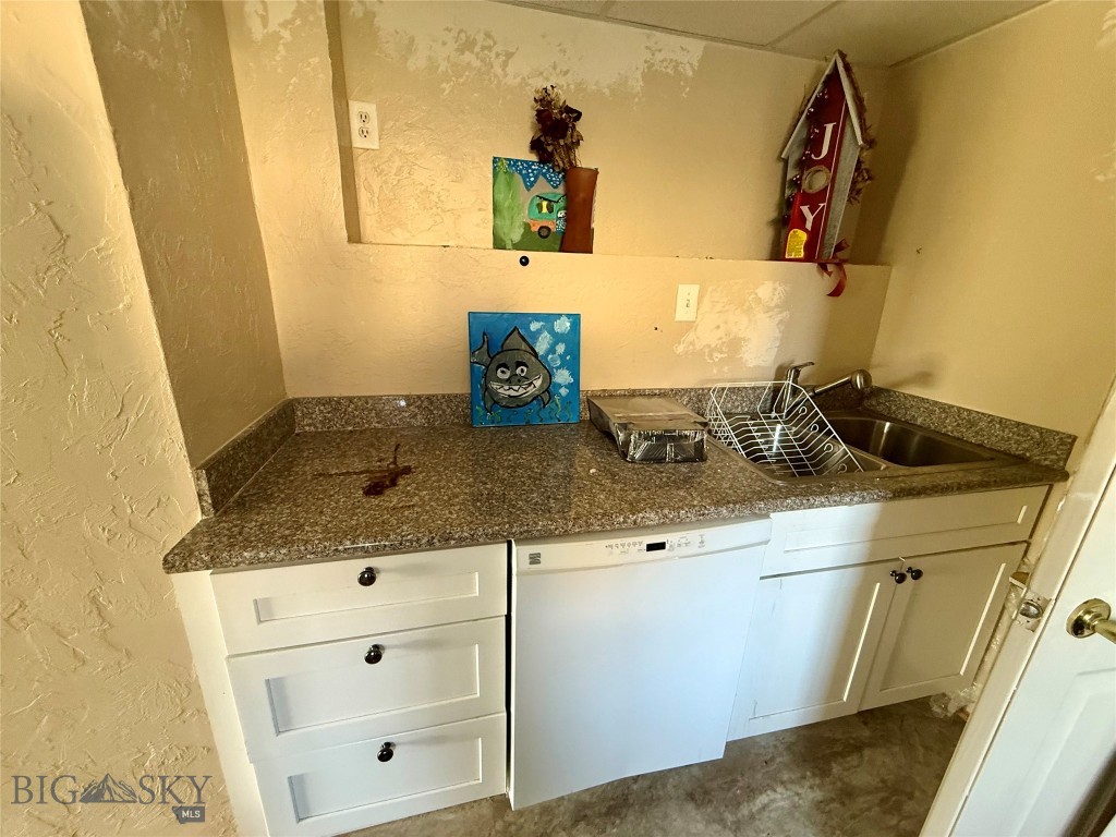 309 W Granite Street