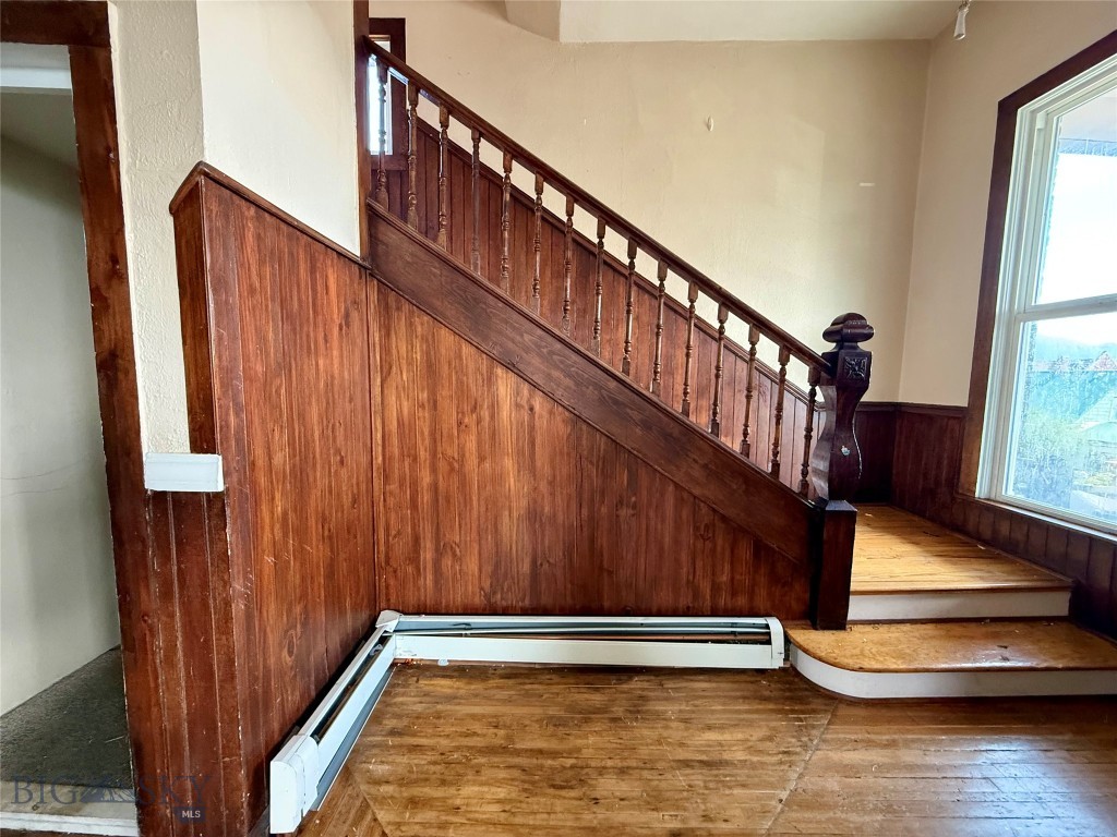 309 W Granite Street