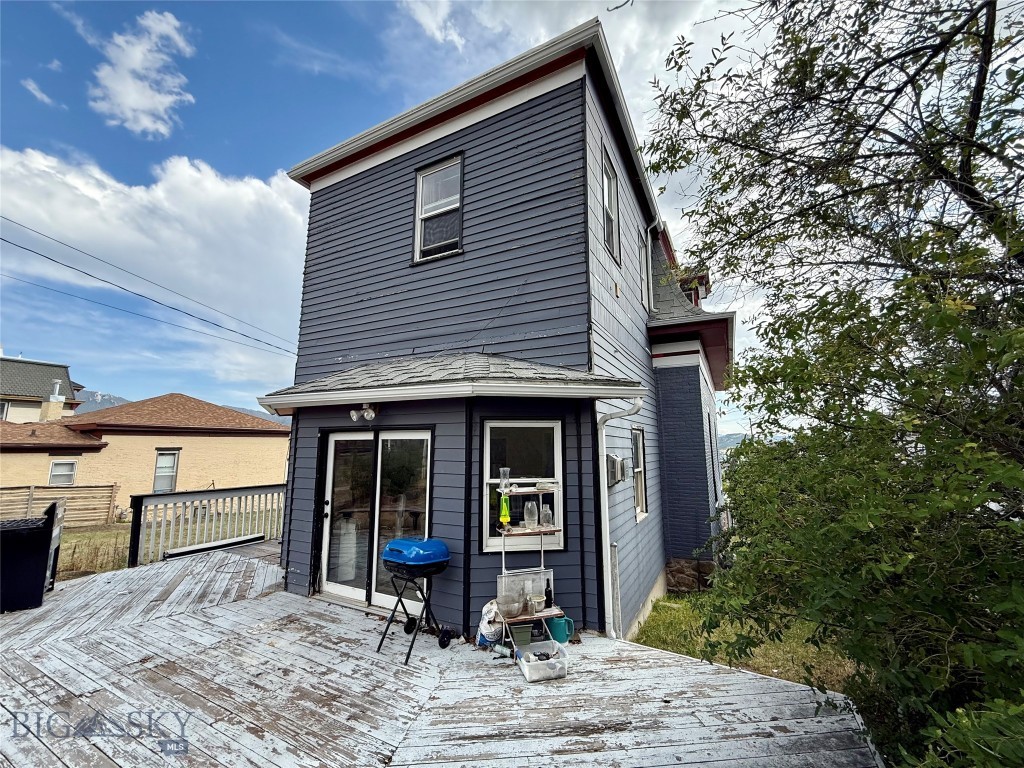 309 W Granite Street