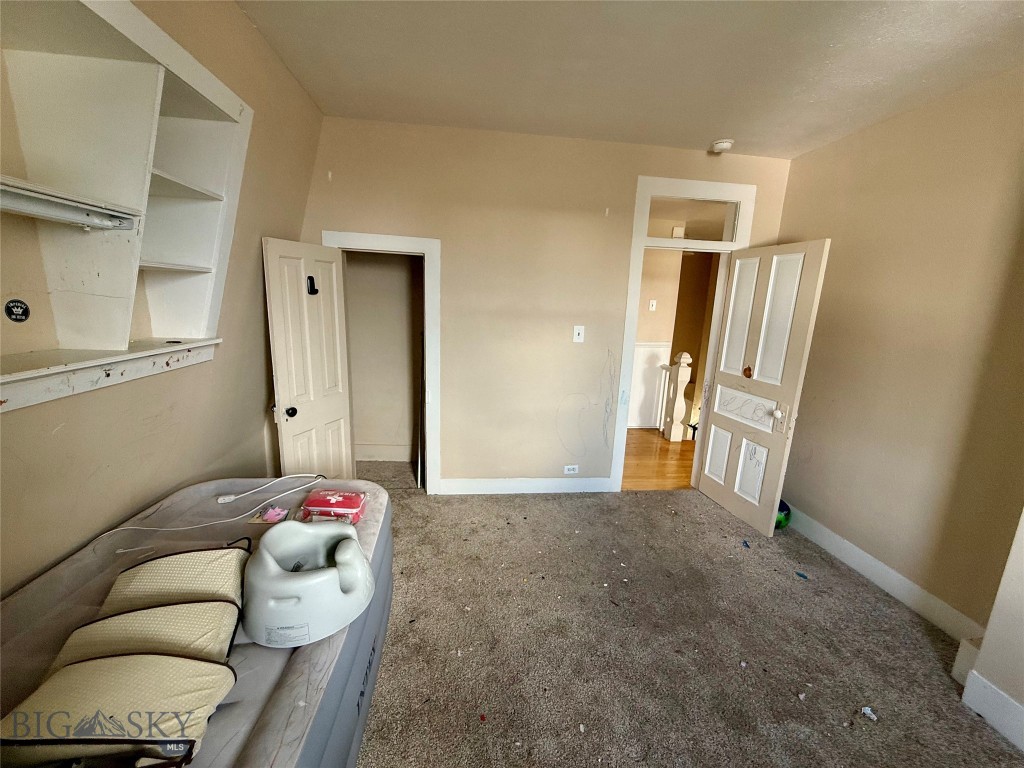 309 W Granite Street