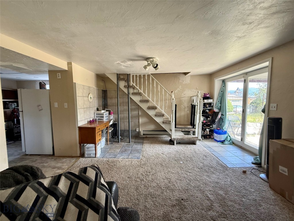 309 W Granite Street