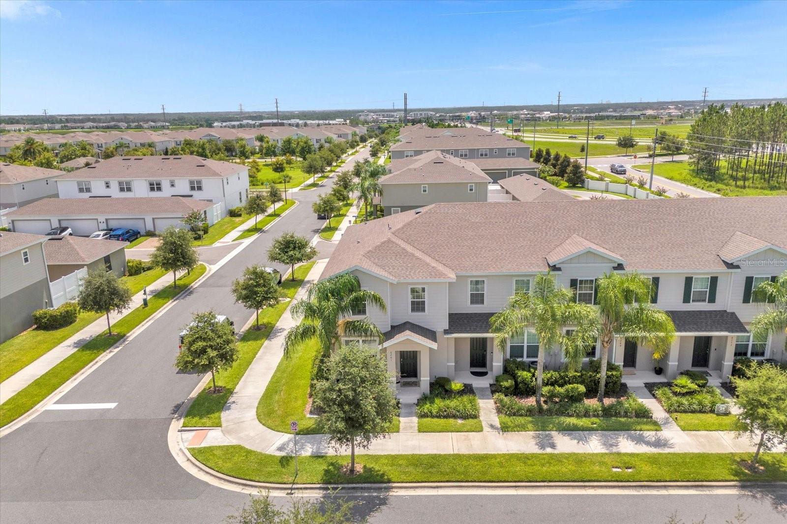 6261 ARALIA IVY LN