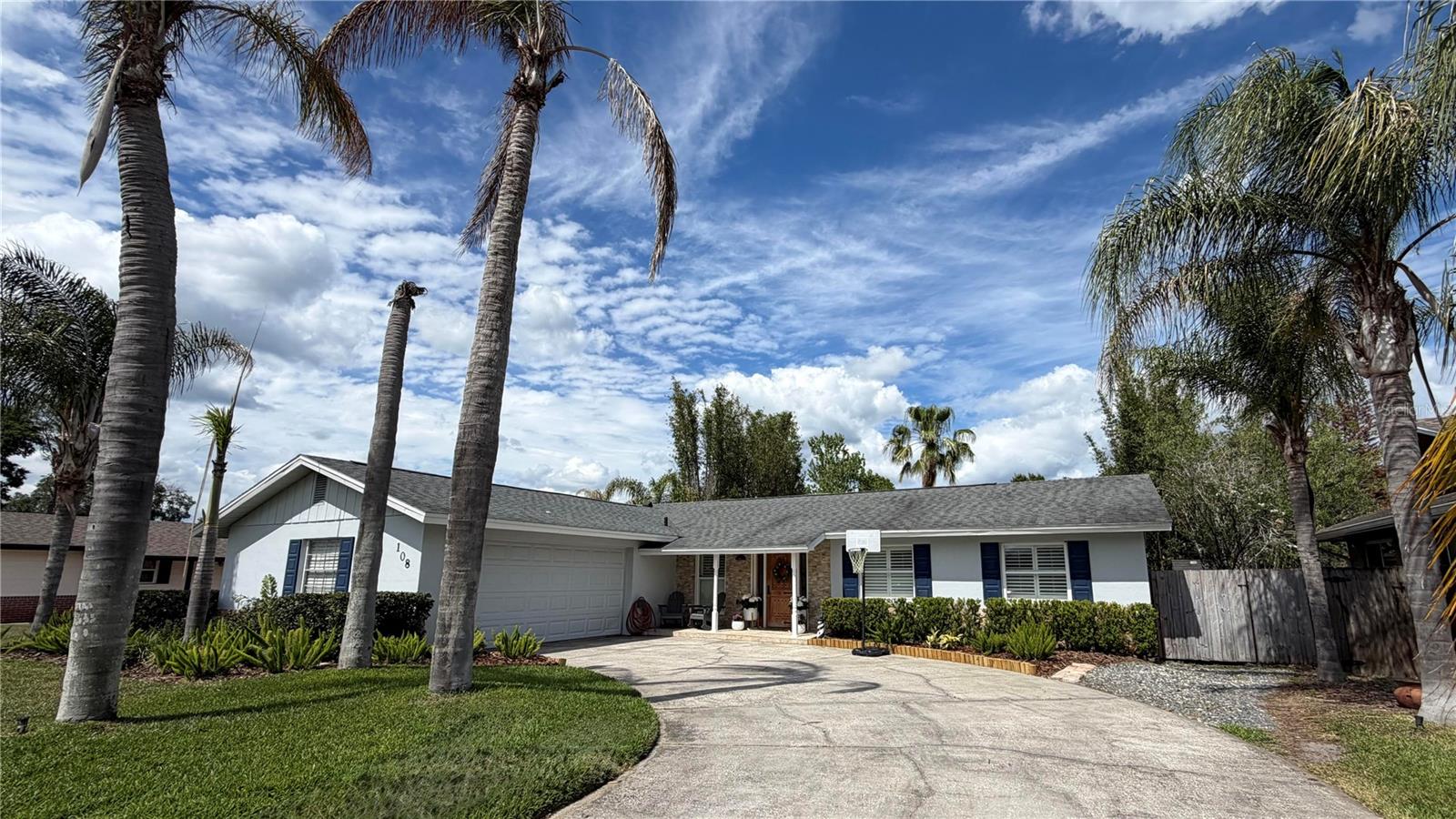 108 TEMPLE DR