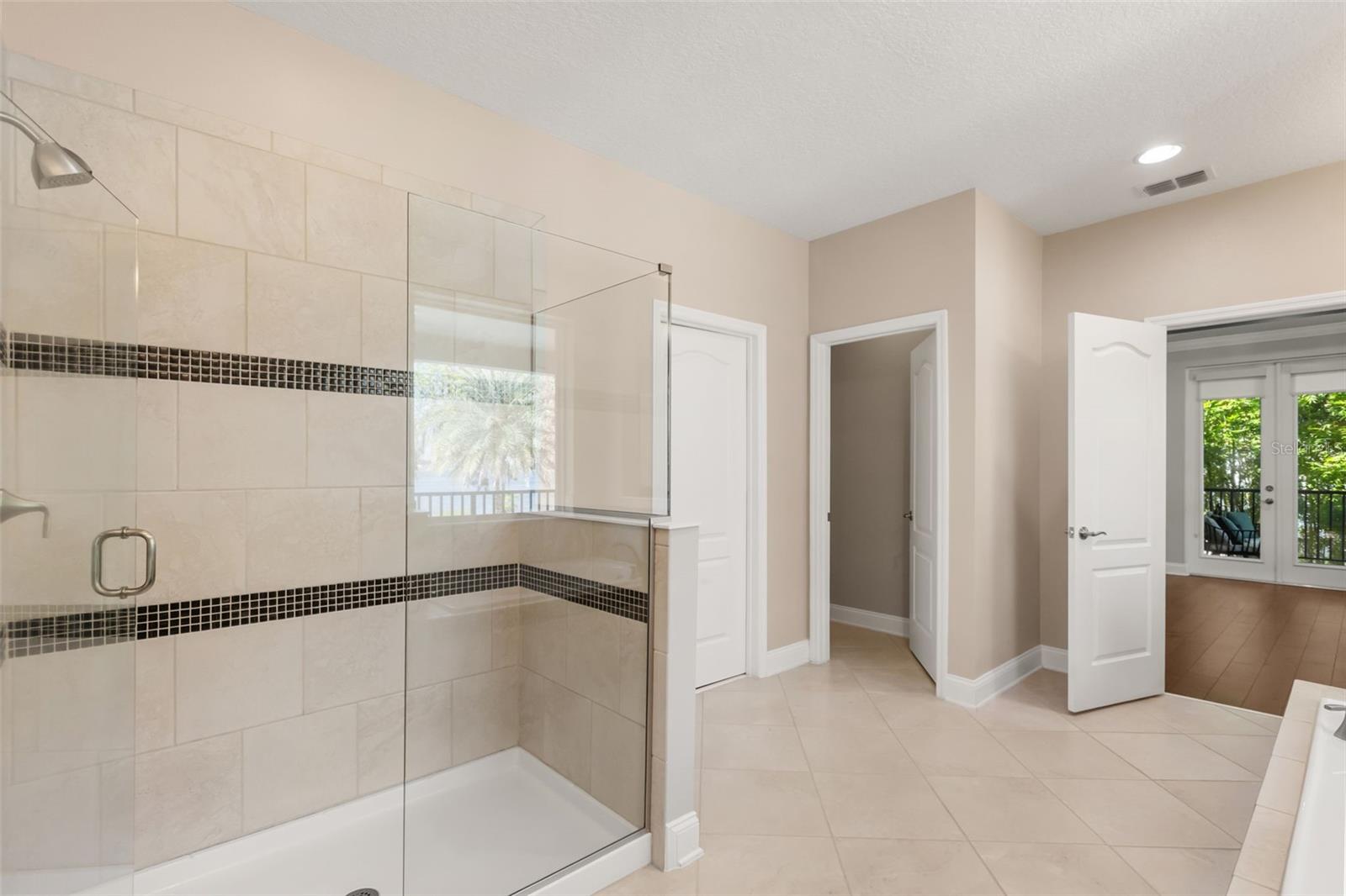 16038 JOHNS LAKE OVERLOOK DR