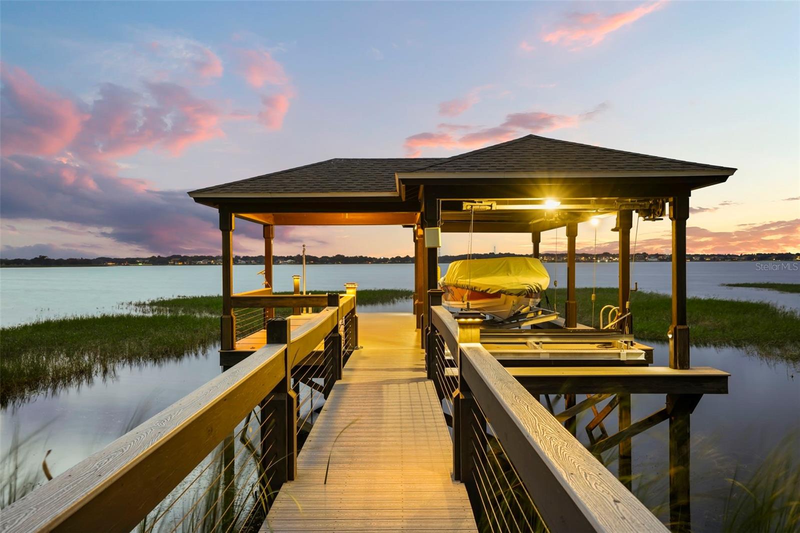 16038 JOHNS LAKE OVERLOOK DR