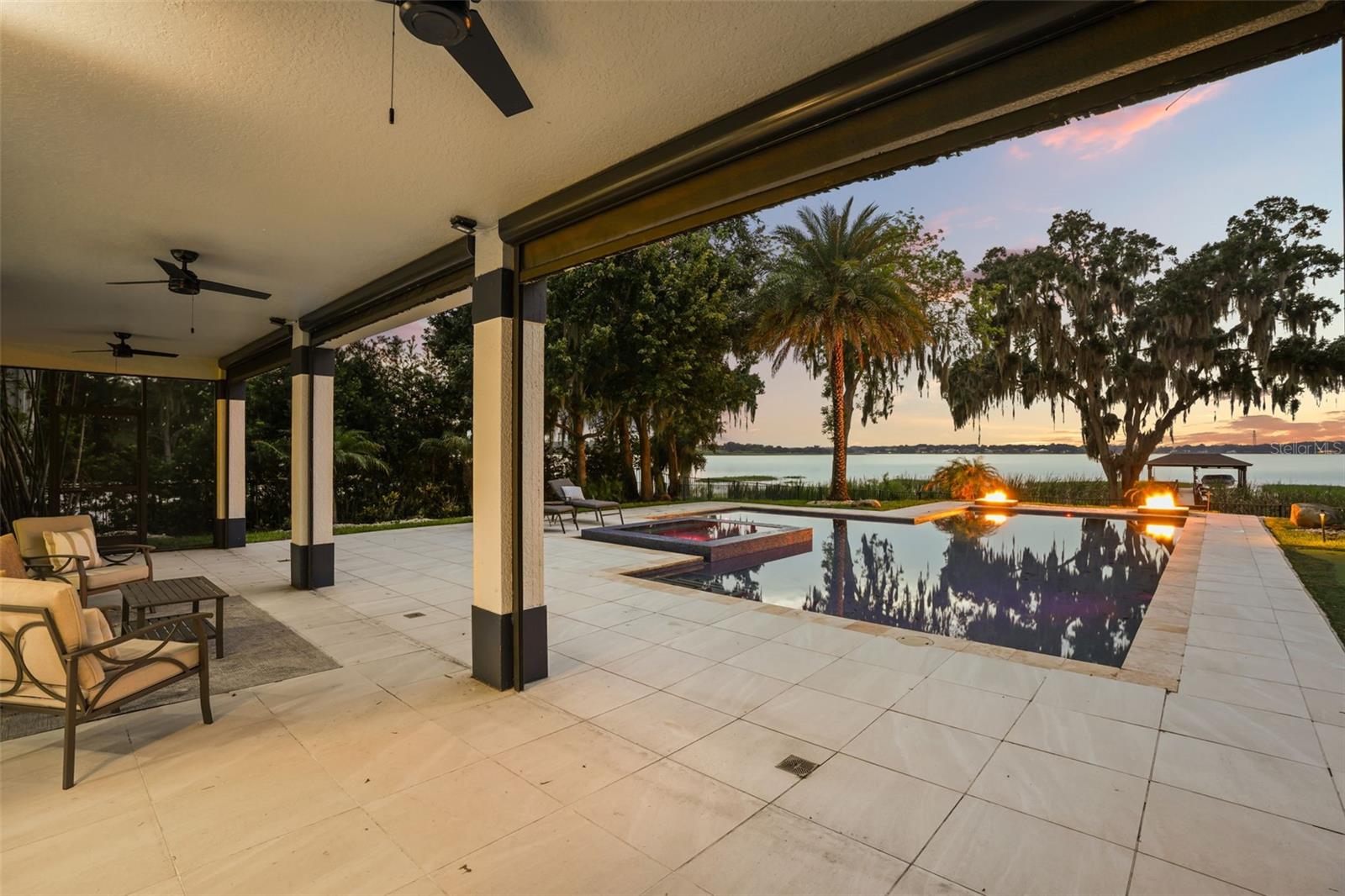 16038 JOHNS LAKE OVERLOOK DR