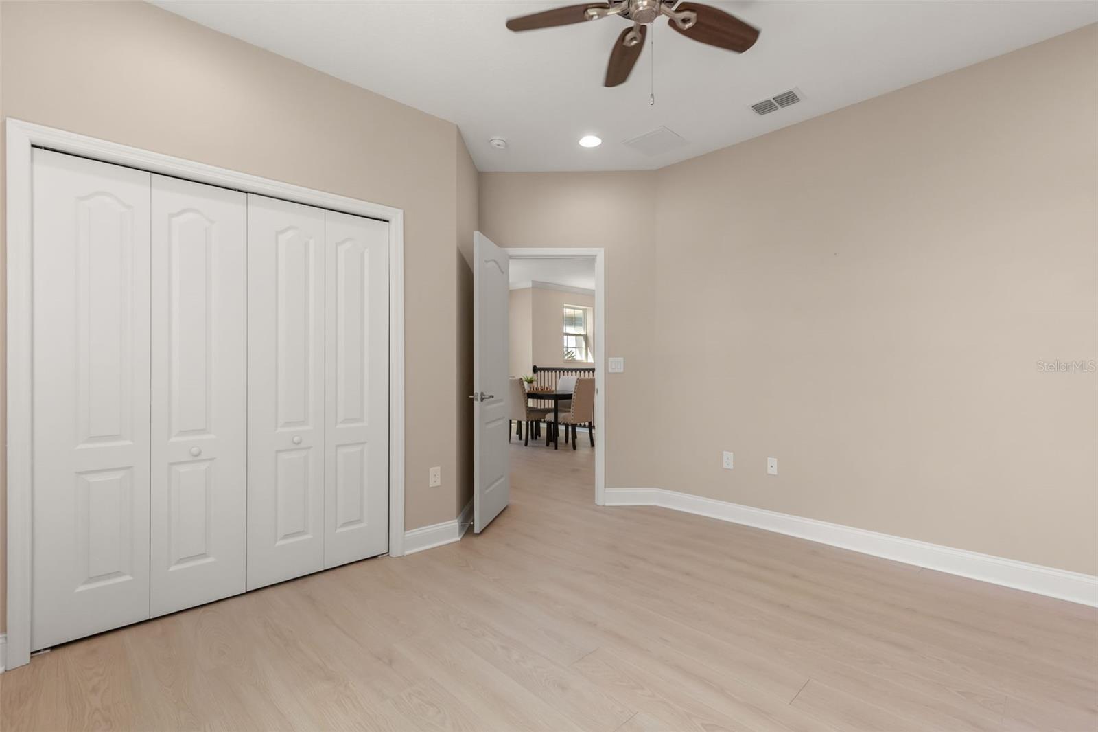 16038 JOHNS LAKE OVERLOOK DR