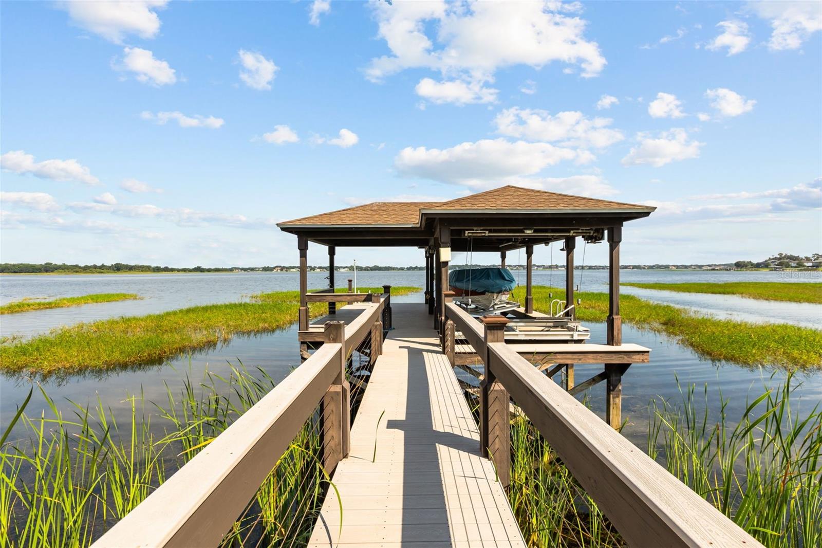 16038 JOHNS LAKE OVERLOOK DR