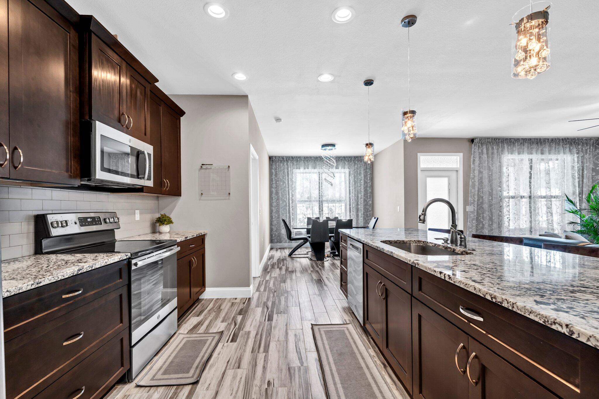 1369 N Beal Extension