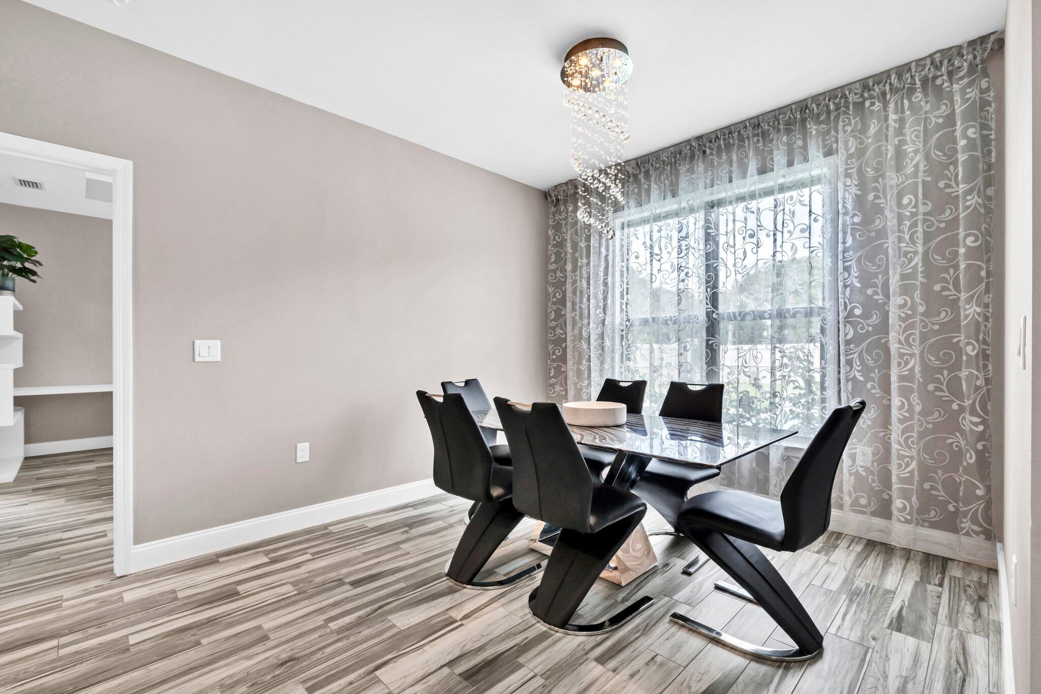 1369 N Beal Extension