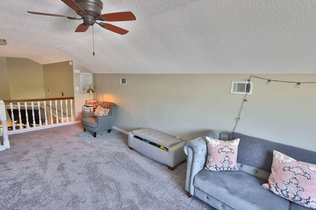 124 Long Pointe Drive