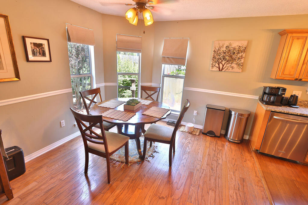 124 Long Pointe Drive