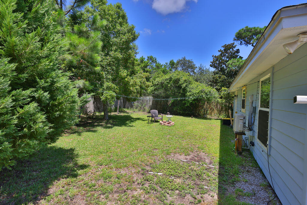 124 Long Pointe Drive