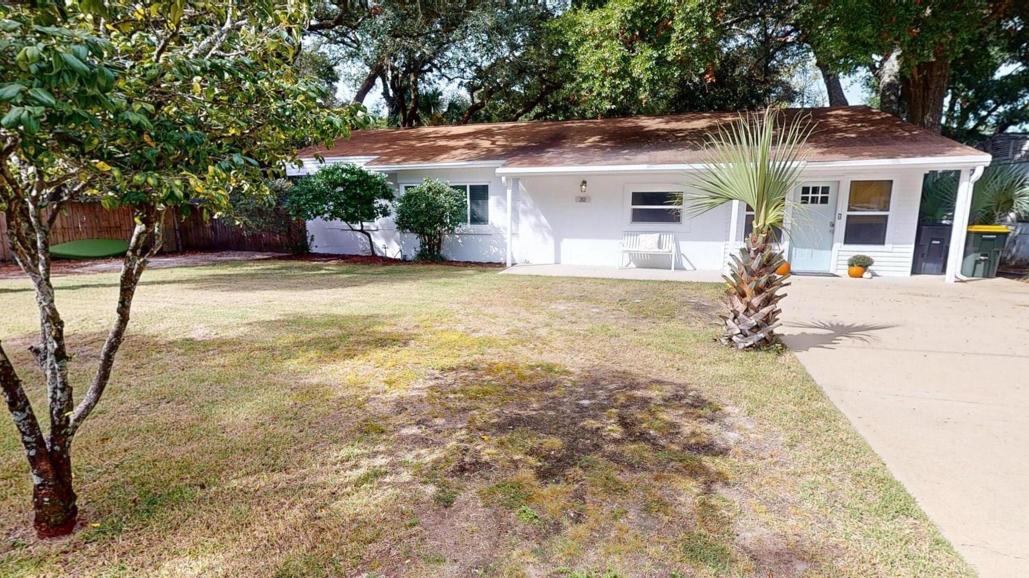 32 SE Pryor Road