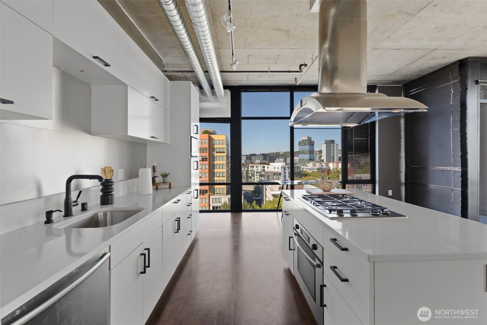 2720 3rd Avenue Unit: 1108