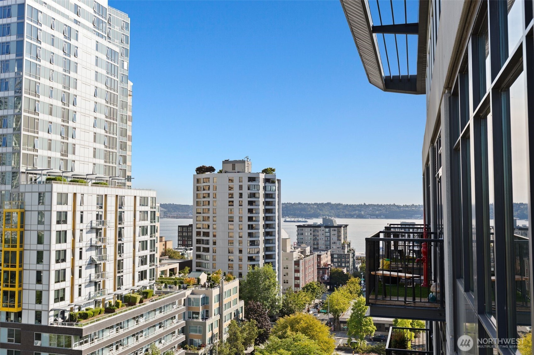 2720 3rd Avenue Unit: 1108