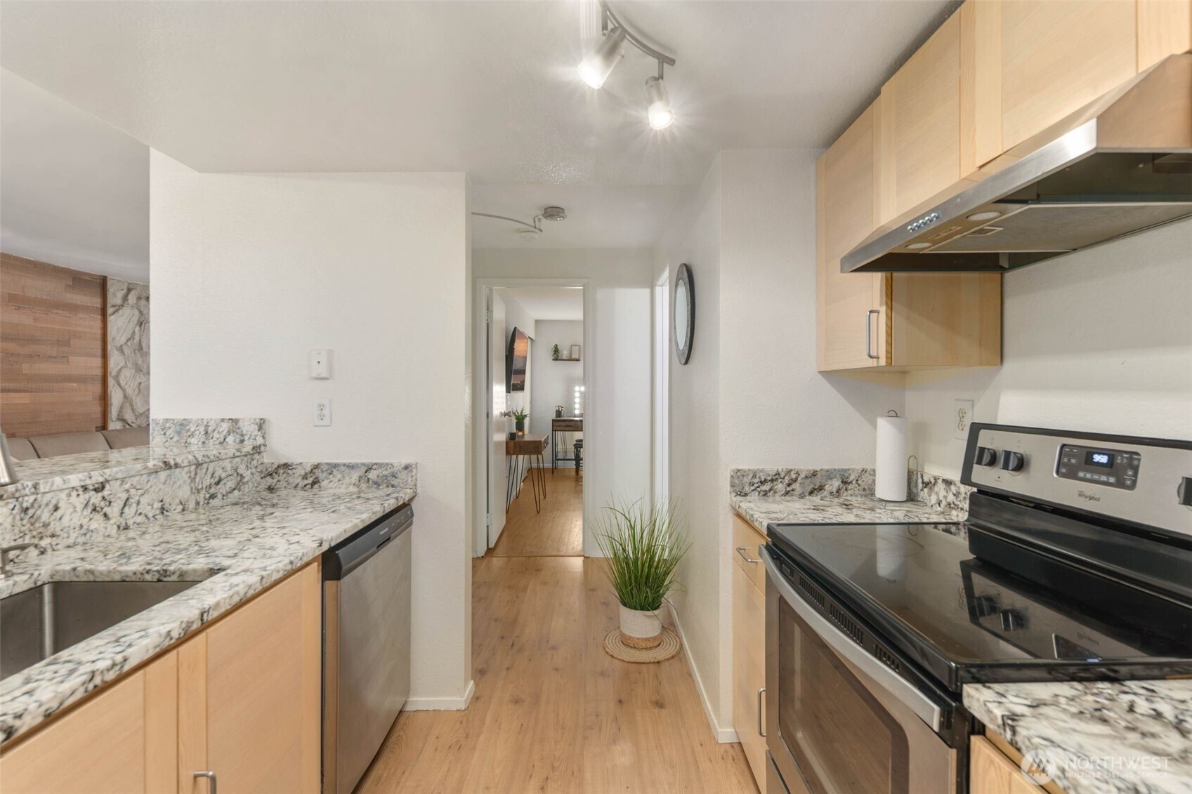 14620 NE 31st Street Unit: C306