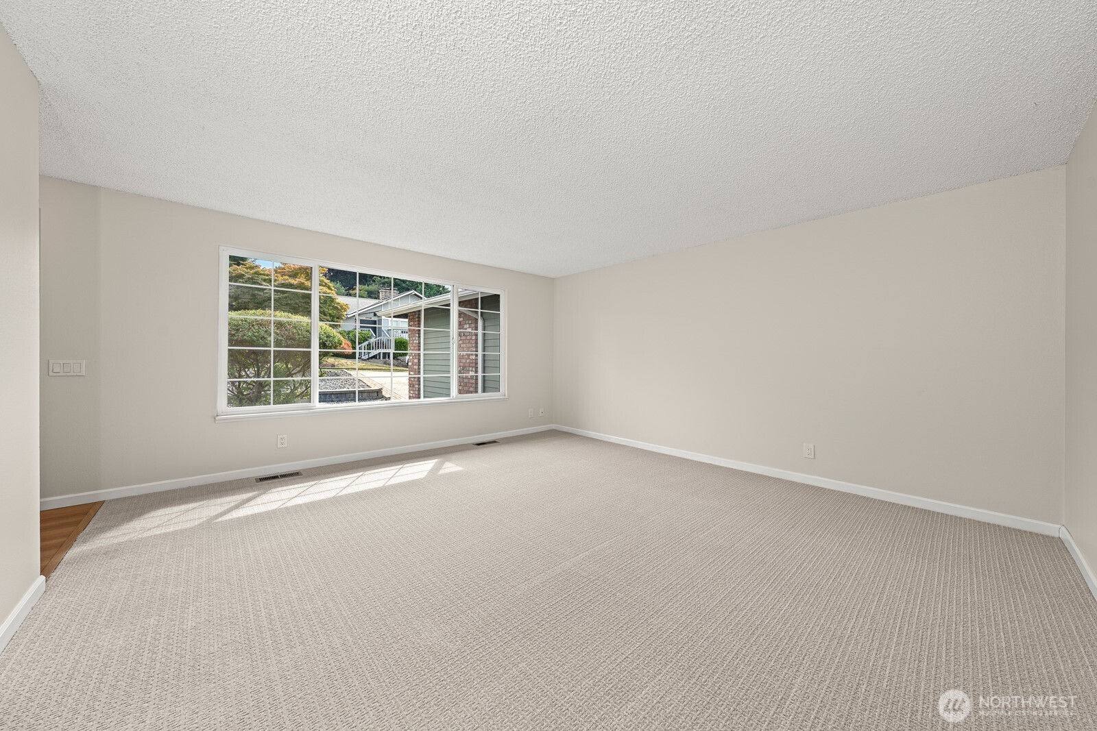 1731 Jones Drive SE