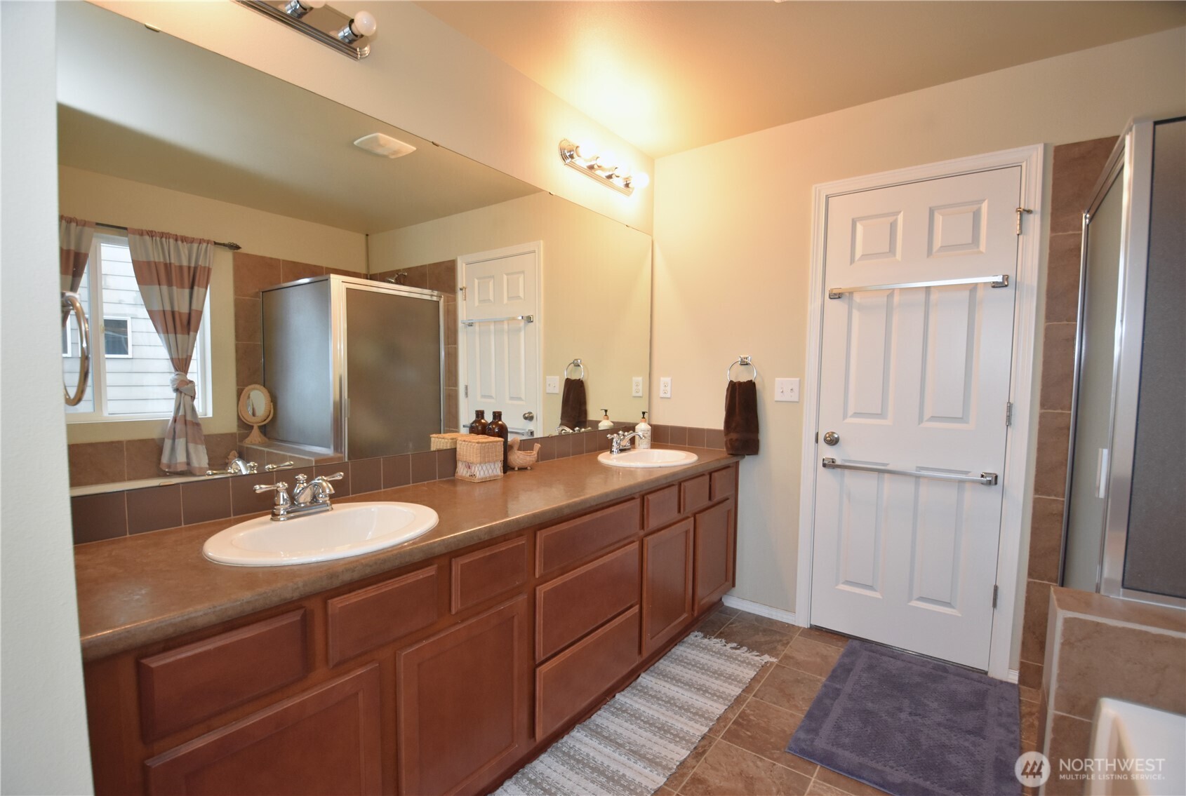 722 Panorama Ridge