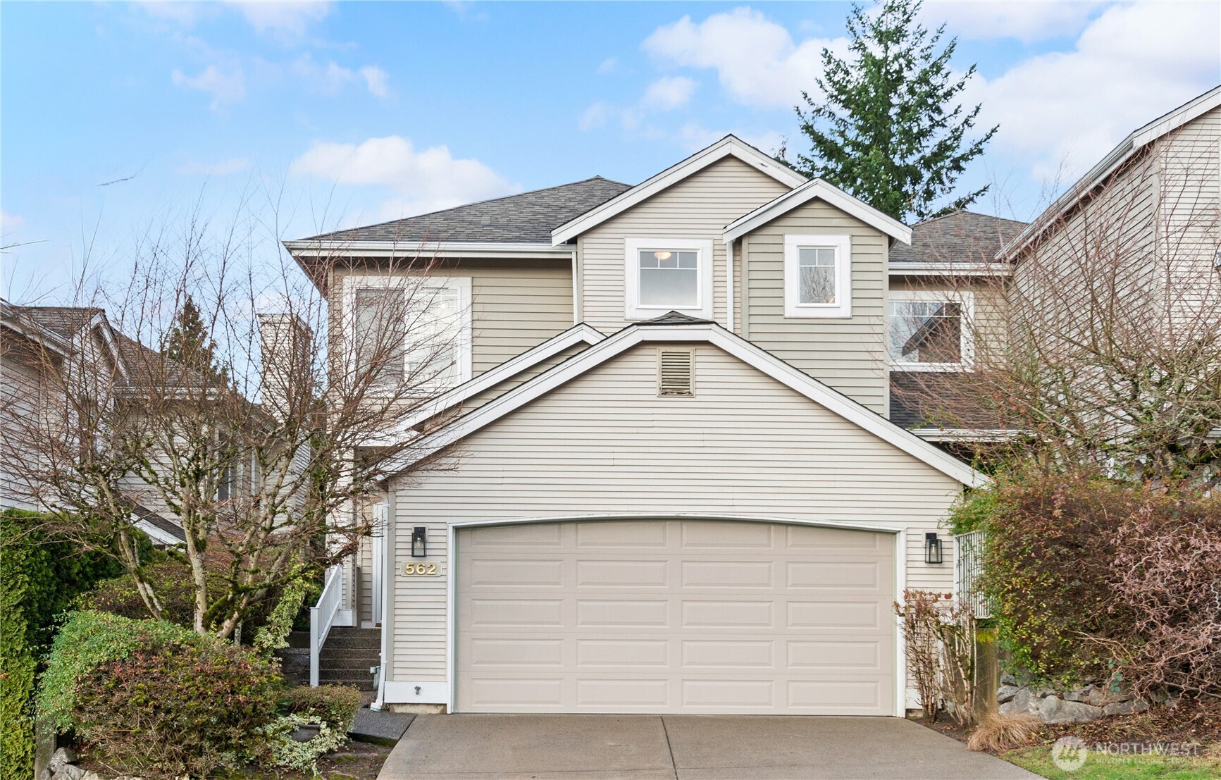 562 S 51st Court