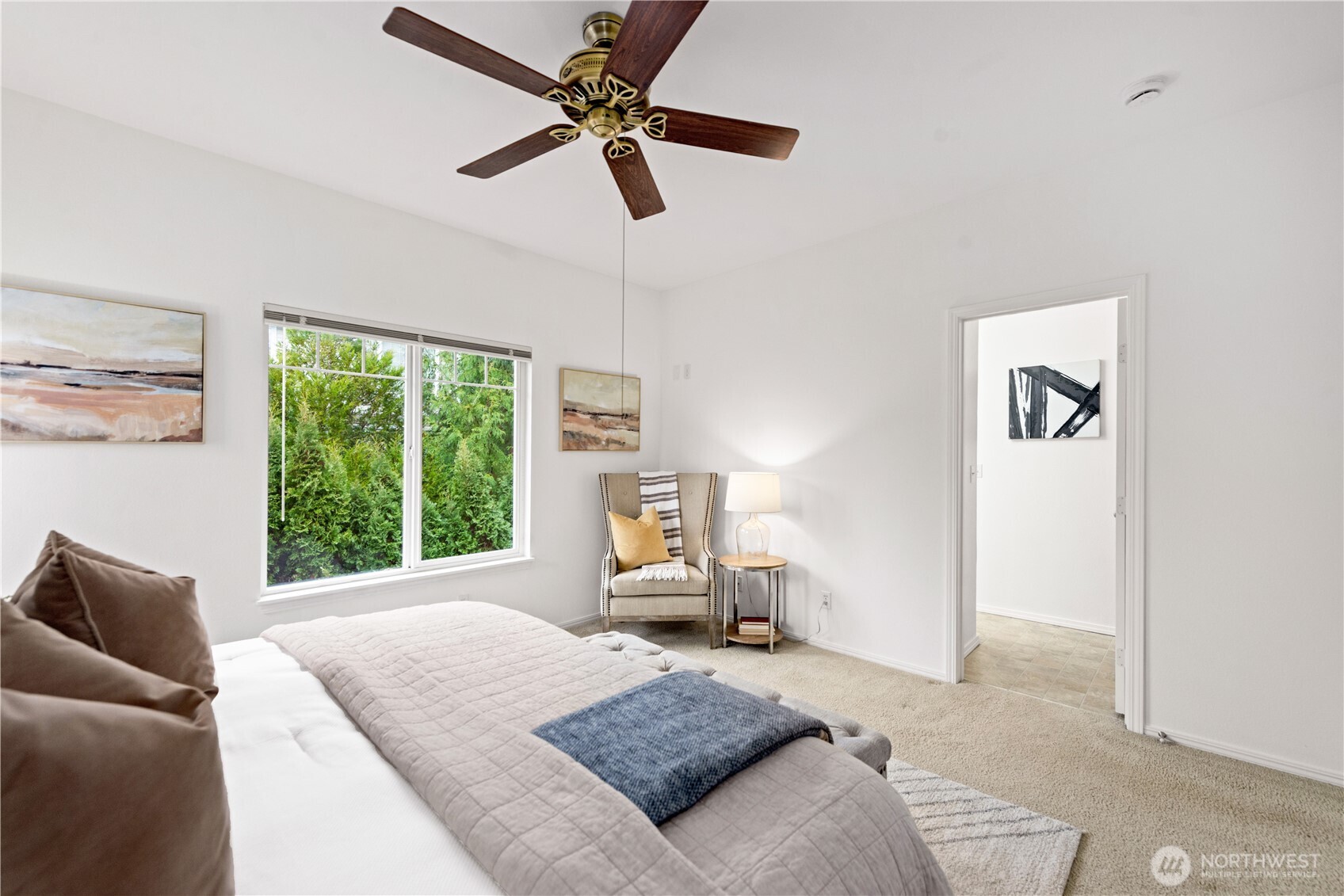 562 S 51st Court