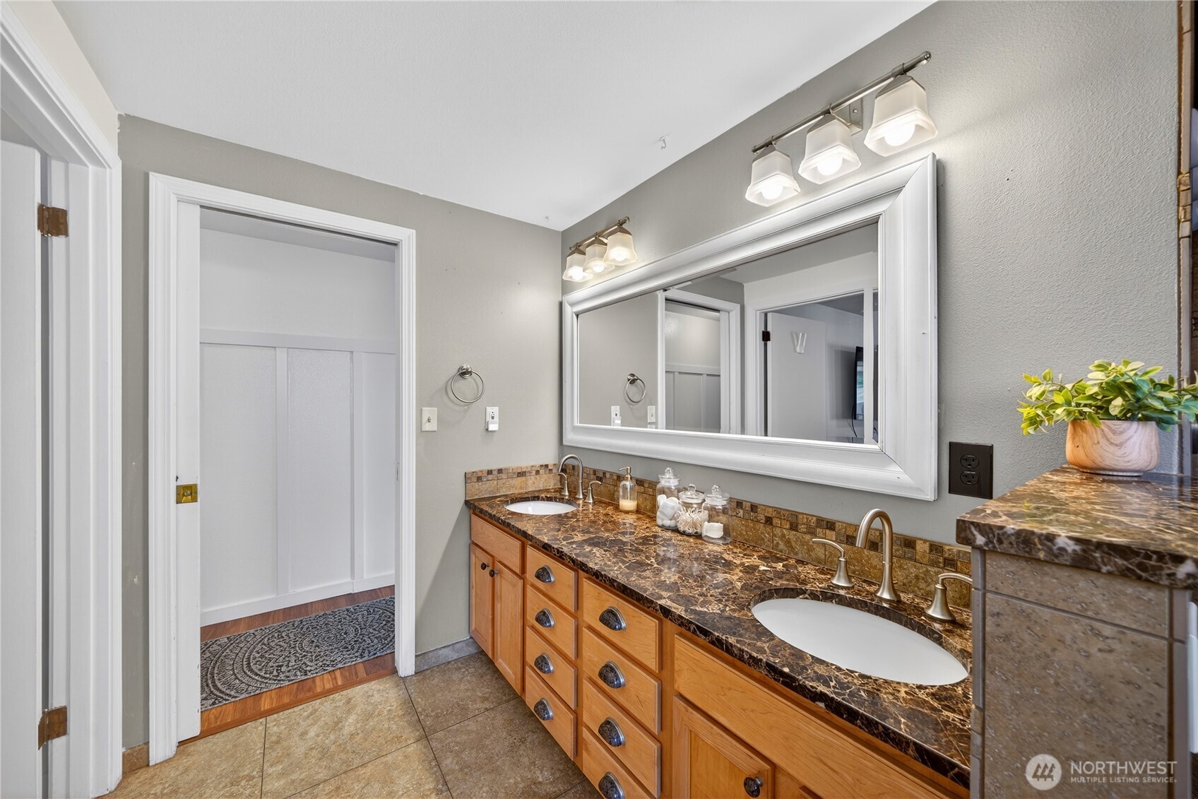14612 Avon Allen Rd