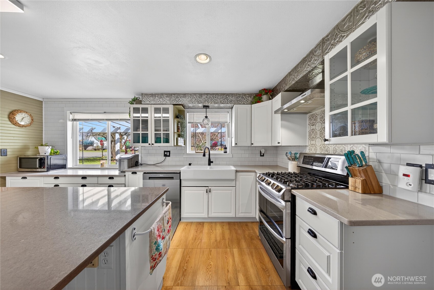 14612 Avon Allen Rd