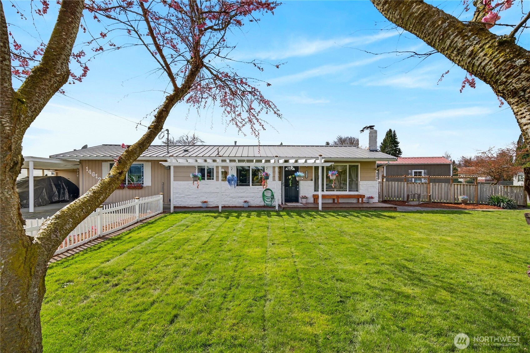 14612 Avon Allen Rd