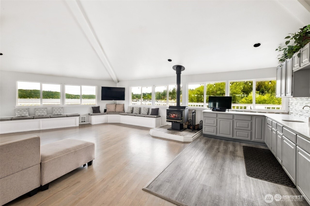 17203 NE 45th Street Unit: 46