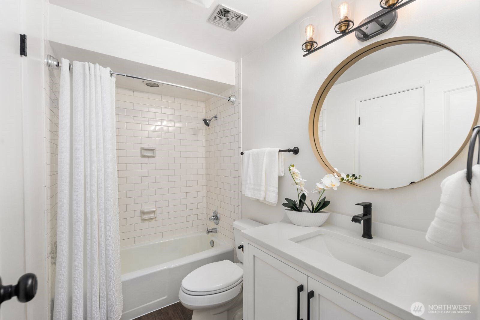 17203 NE 45th Street Unit: 46