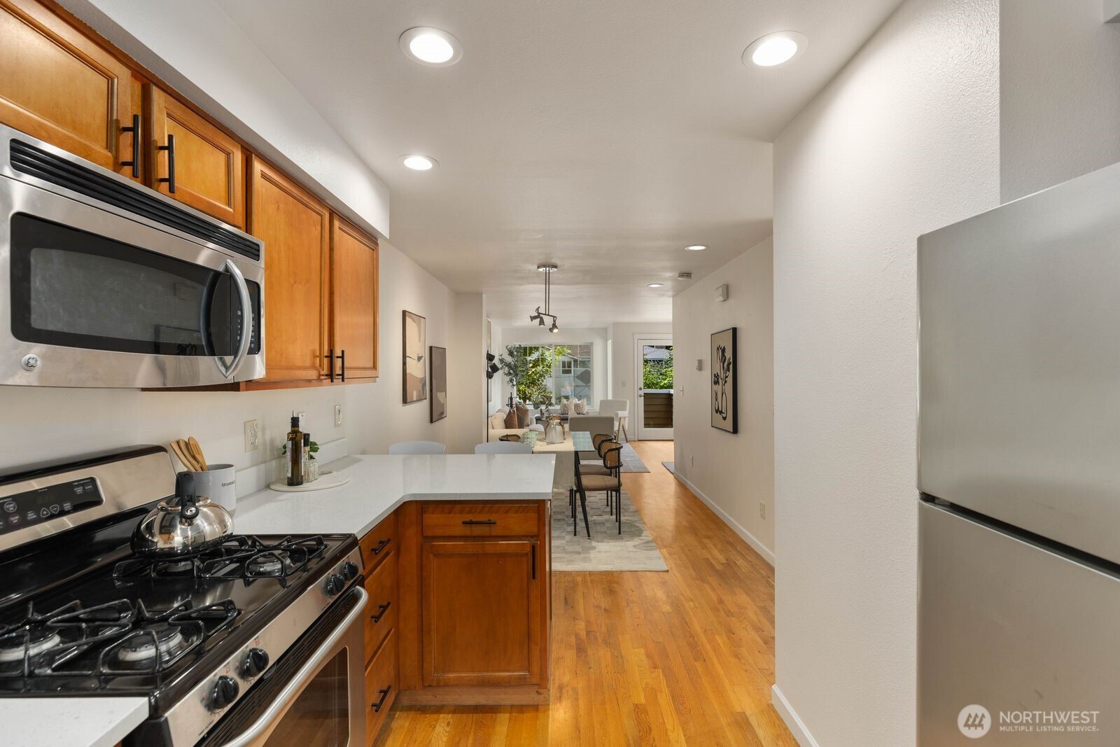 13810 Greenwood Avenue N Unit: D