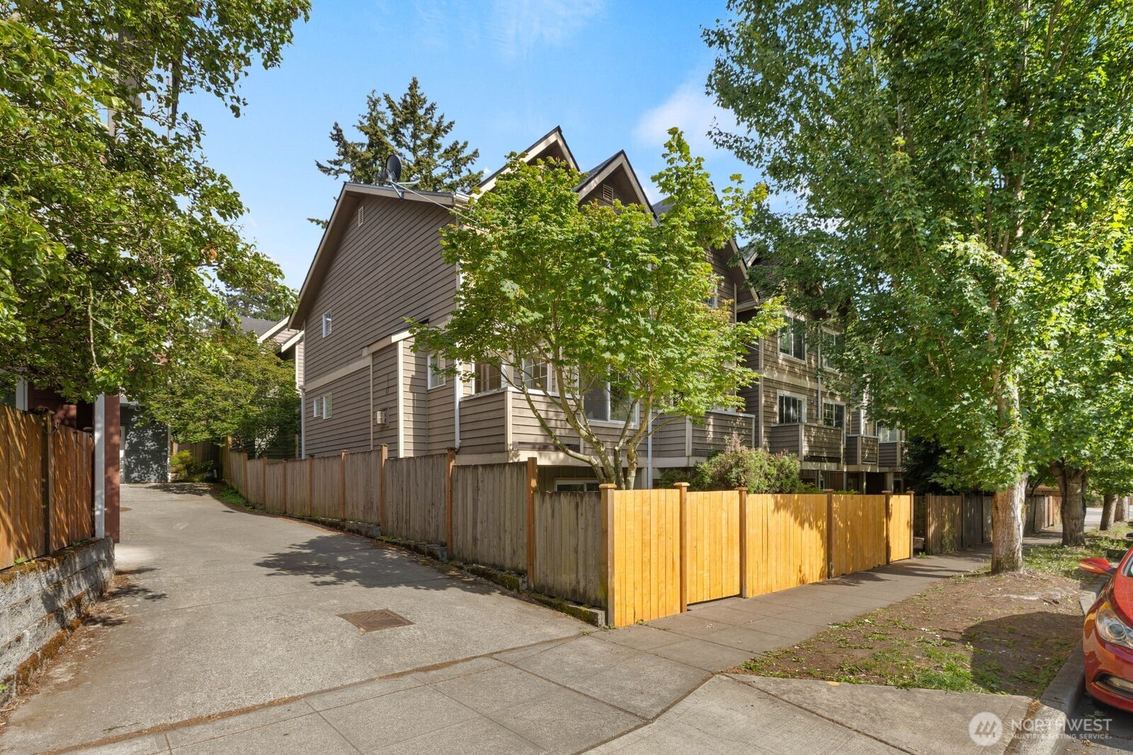 13810 Greenwood Avenue N Unit: D