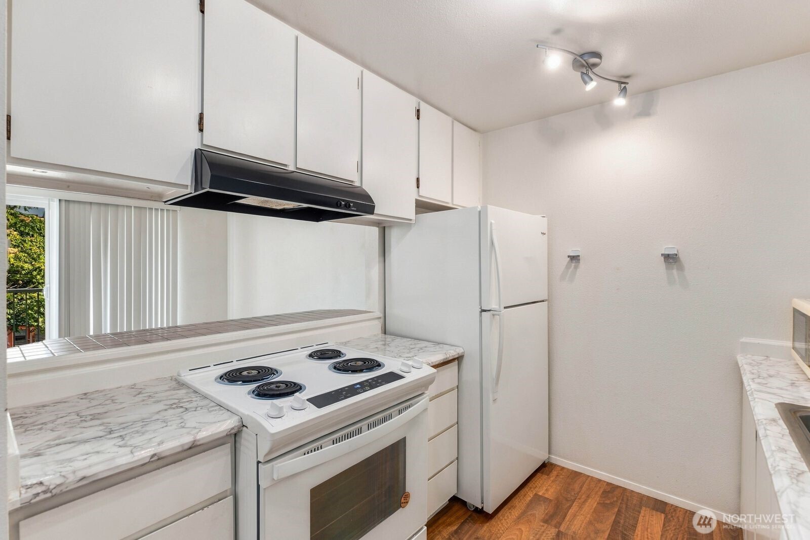 762 Hayes Street Unit: 23