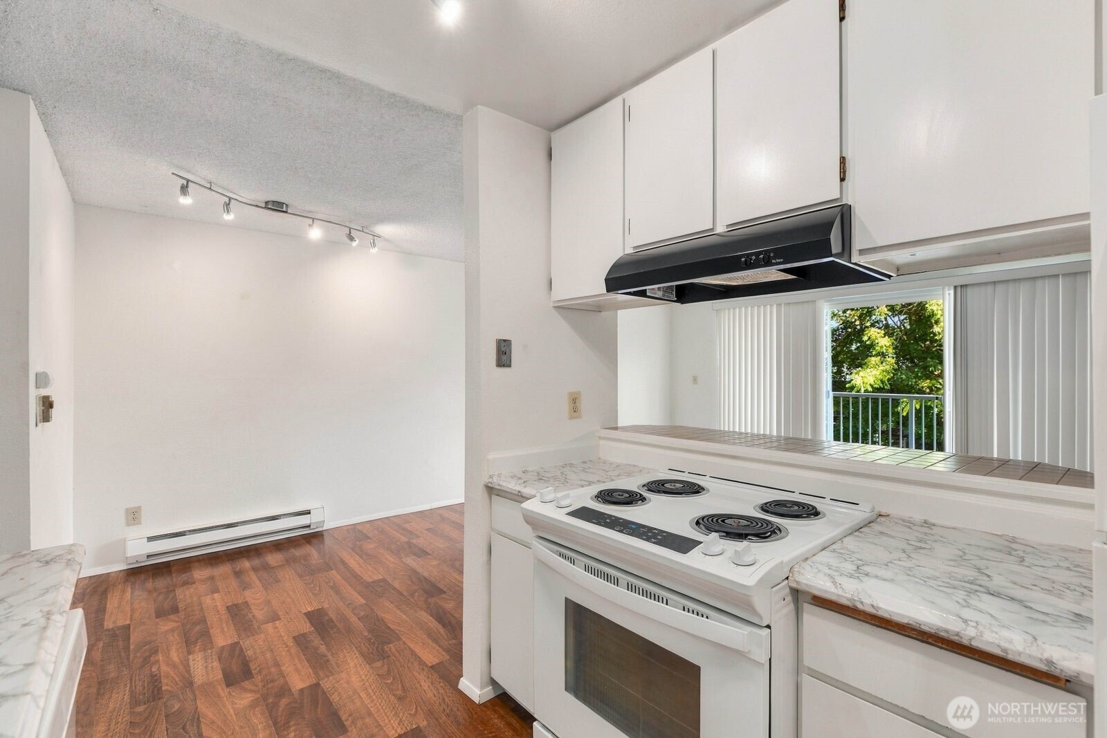 762 Hayes Street Unit: 23