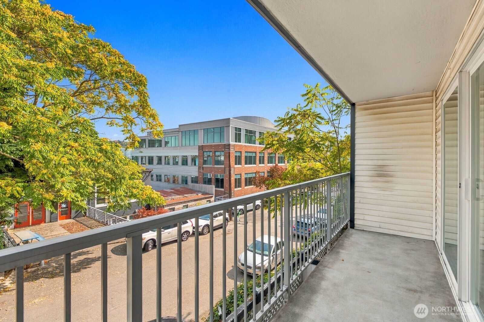 762 Hayes Street Unit: 23