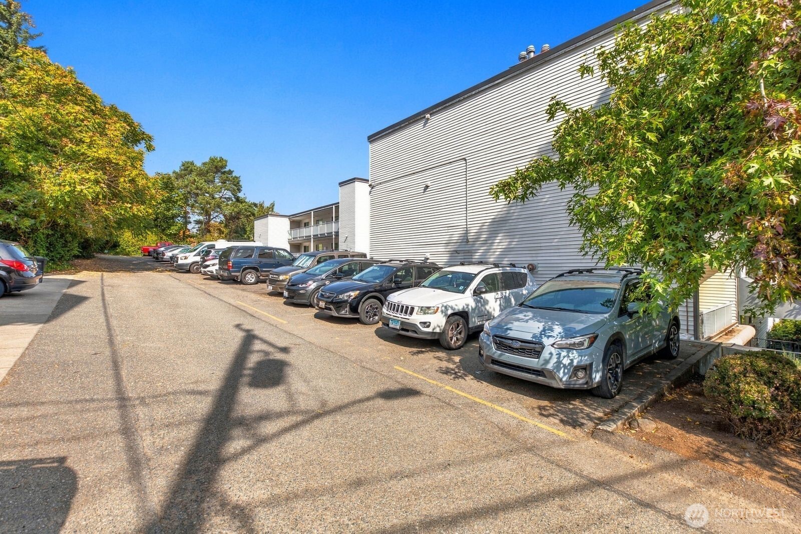 762 Hayes Street Unit: 23