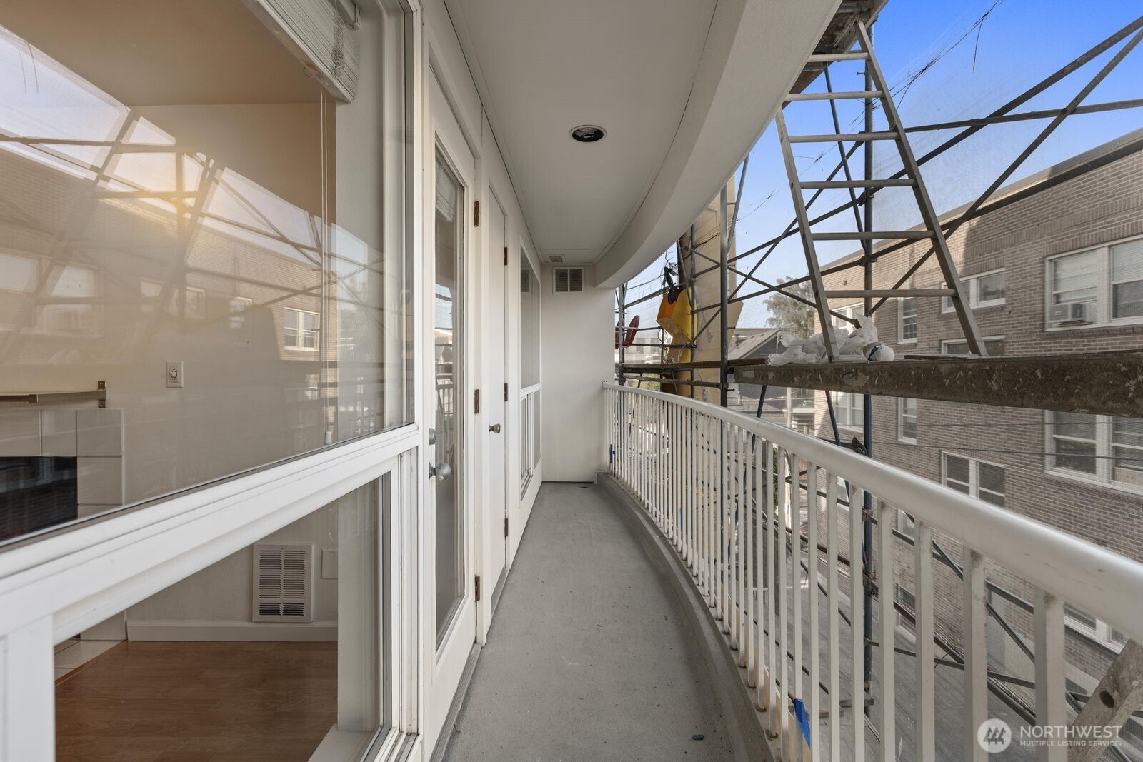 530 Melrose Avenue E Unit: 507