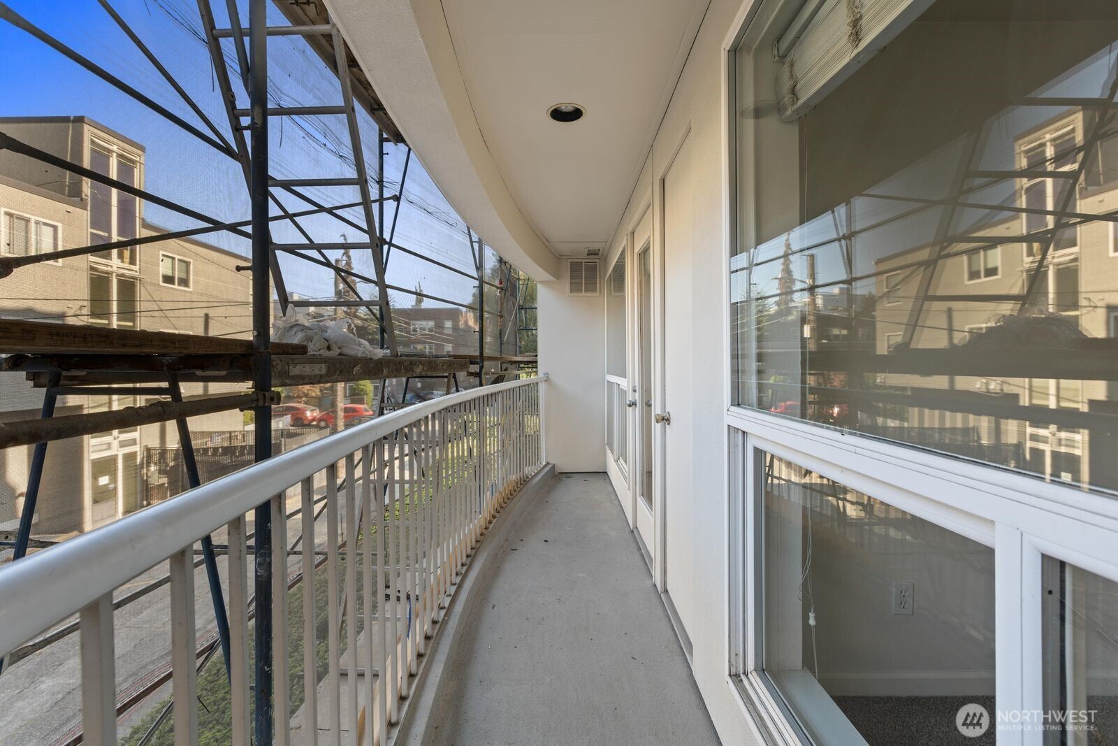 530 Melrose Avenue E Unit: 507