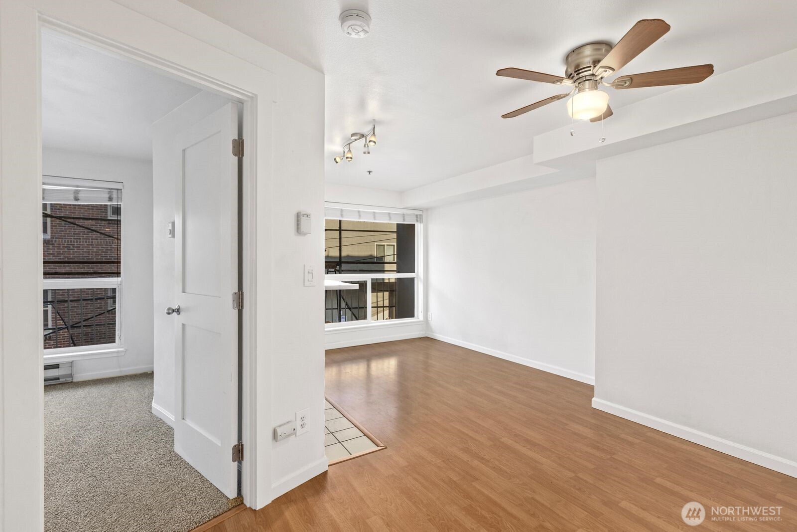 530 Melrose Avenue E Unit: 507