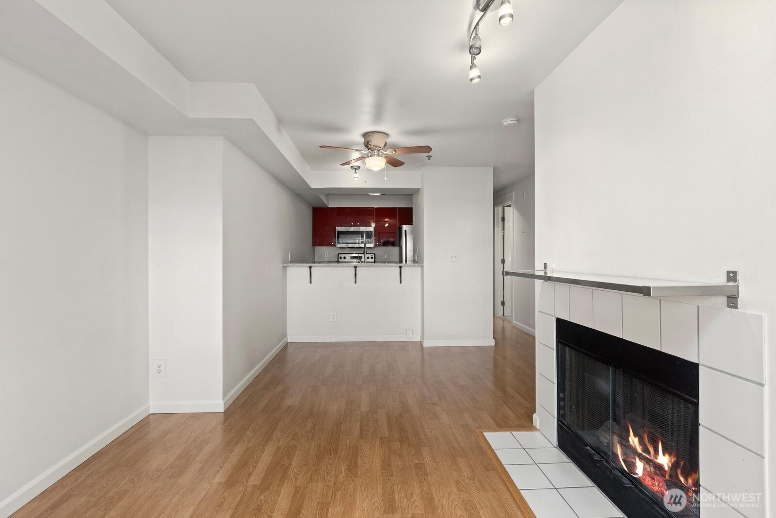 530 Melrose Avenue E Unit: 507